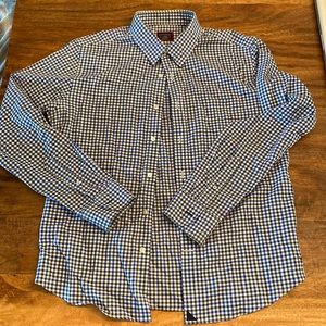 Mens Untuckit checkered shirt. Size large.